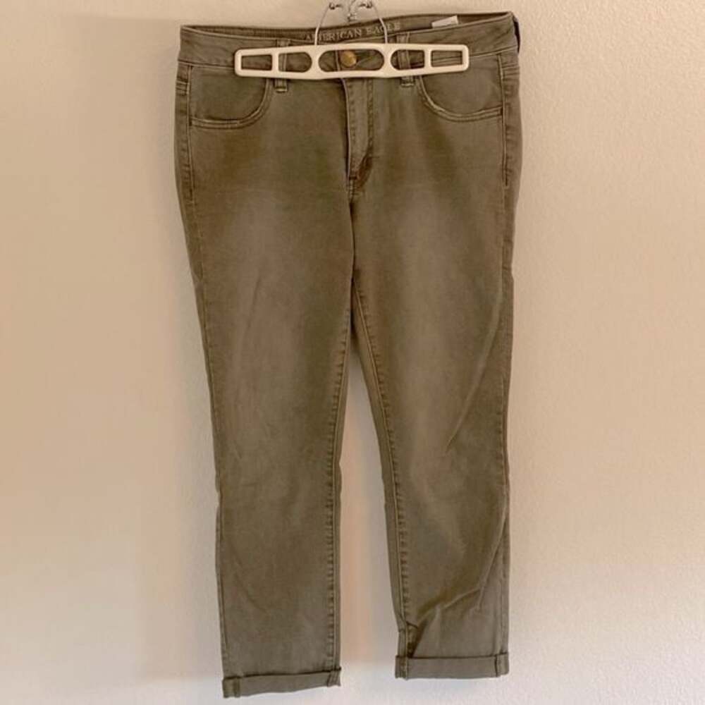 Size 8 American Eagle Jeans